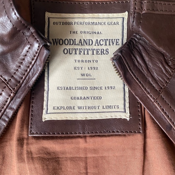 Vintage chocolate brown leather jacket size small - Picture 4 of 4